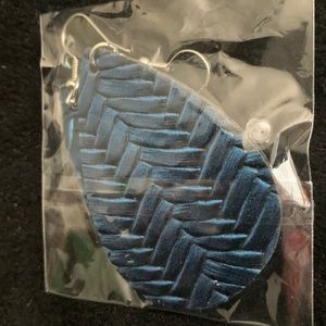 🆕🔥 BLUE PU Leather Teardrop Earrings